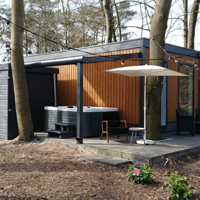 Knus vakantiehuisje met spa in Uddel