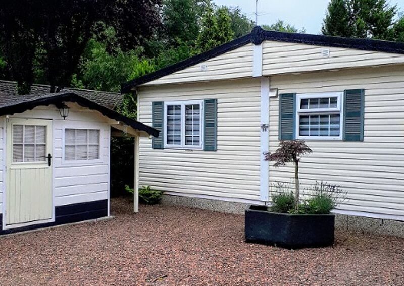 Heerlijk 6 persoons chalet op park in Uddel