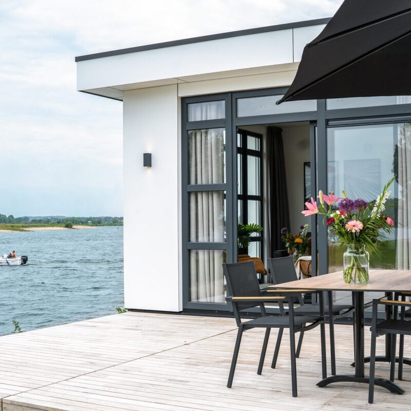 Villa voor 2 personen aan het water in Maurik