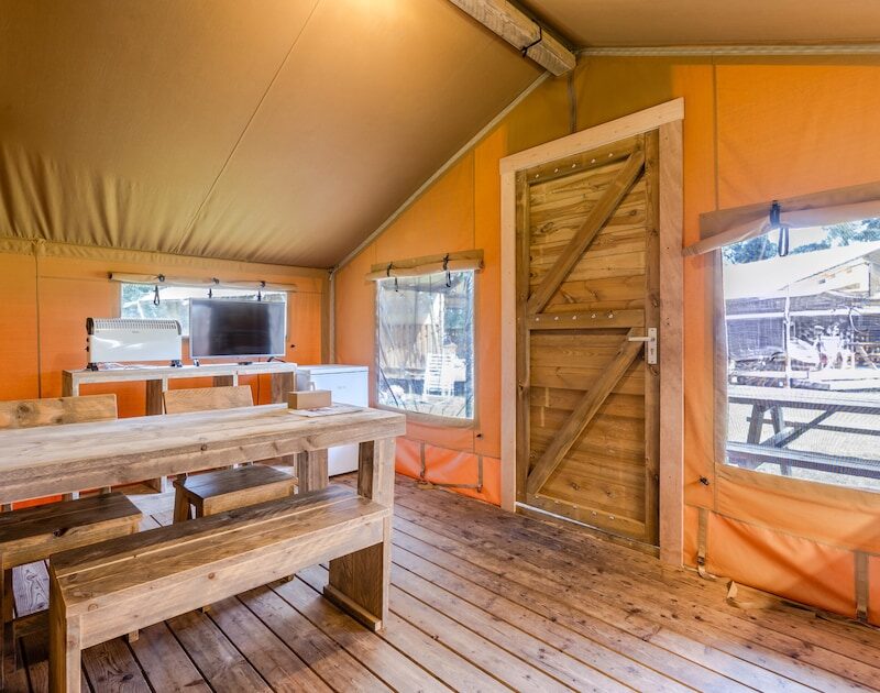 Roompot | De Katjeskelder | Safaritent 4