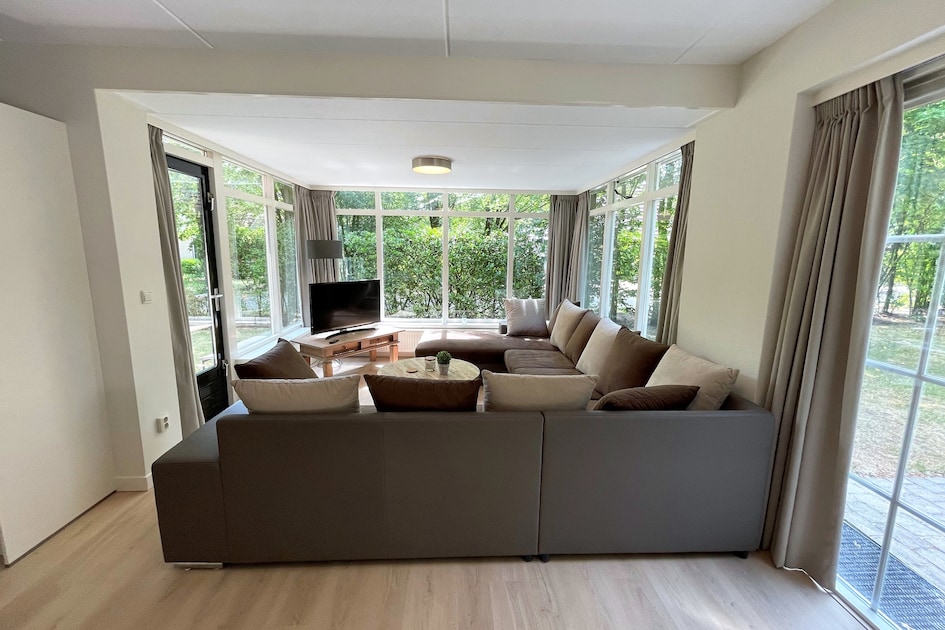 Roompot | Recreatiepark De Tolplas | Vuurvlinder met Serre 10