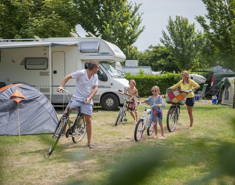 Roompot | Roompot Beach Resort | Camper veld 3000