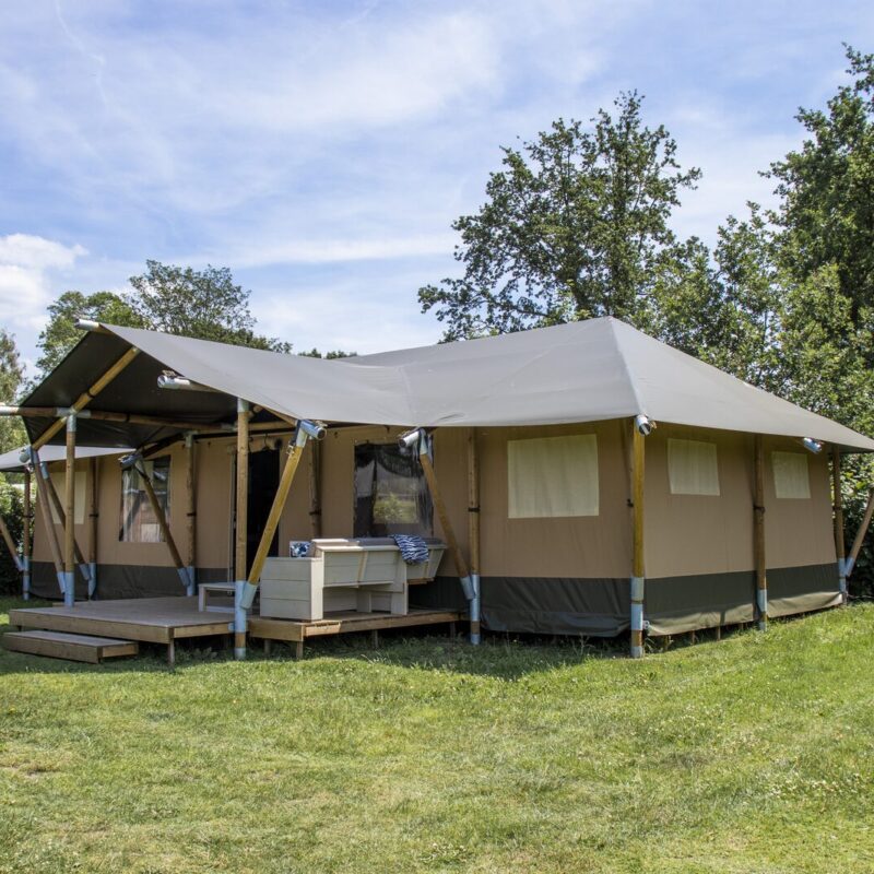 Safaritent villa voor maximaal 12 personen in Voorthuizen