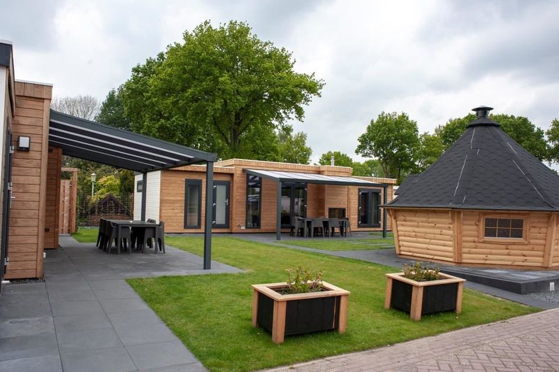 Luxe 18-persoons groepsaccommodatie