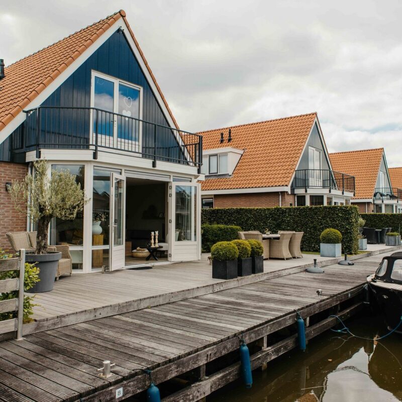 Vakantievilla met terras en zicht op haven 6-persoons